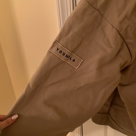 Young LA Men’s Sweatshirt - Picture 3 of 6